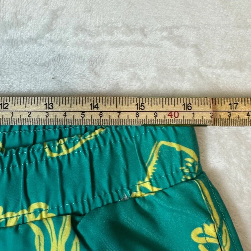 NWT Nickelodeon SpongeBob SquarePants Mens Swim Trunks UPF 50 Board Shorts L